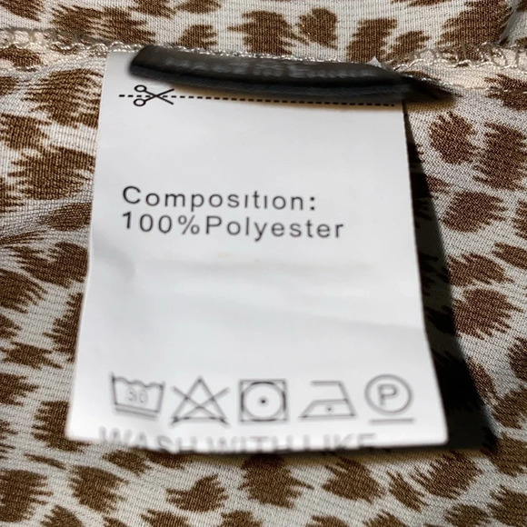 SHEIN Curve leopard print short batwing sleeve tie mockneck key hole NEW size 4X - Picture 9 of 13